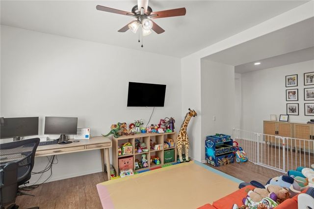 4141 Lovitt Cir, Lake Elsinore, CA 92530