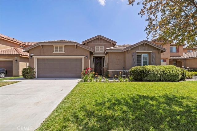 4141 Lovitt Cir, Lake Elsinore, CA 92530