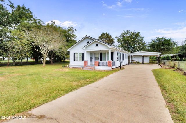 768 Hwy 31, Arnaudville, LA 70512