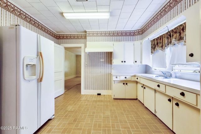 768 Hwy 31, Arnaudville, LA 70512