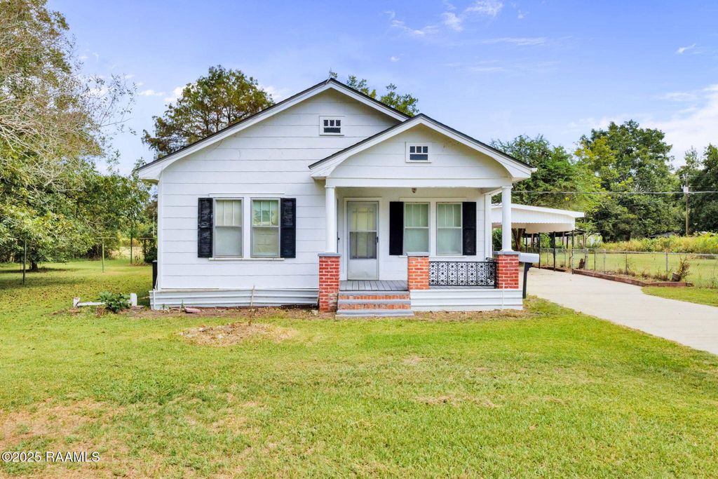 768 Hwy 31, Arnaudville, LA 70512