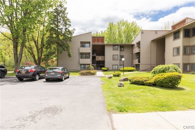 156 Watertree Drive, Dewitt, NY 13057