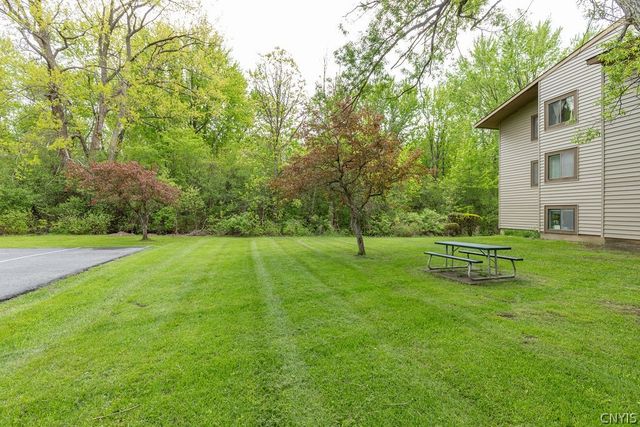 156 Watertree Drive, Dewitt, NY 13057