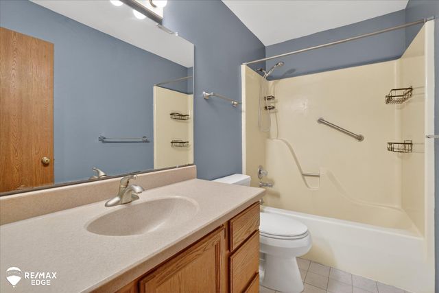 11031 Walker Street, Grand Blanc, MI 48439