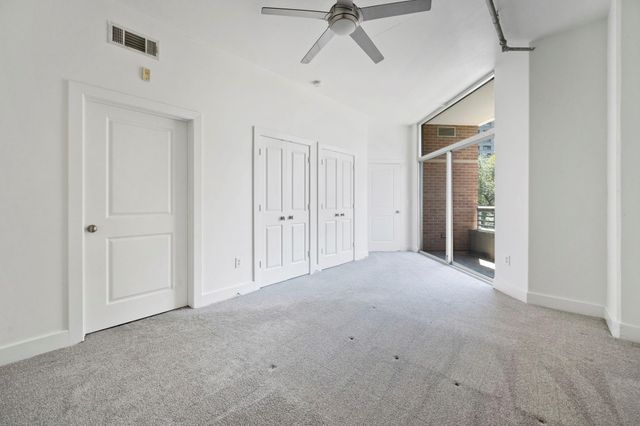 1901 Post Oak Boulevard 306, Houston, TX 77056