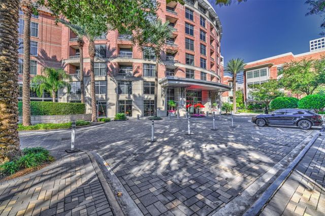 1901 Post Oak Boulevard 306, Houston, TX 77056