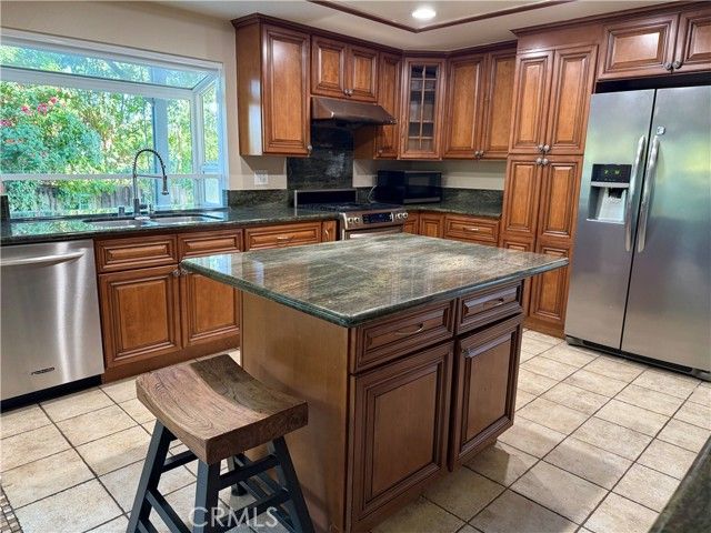 1228 Calle Vistaso, San Dimas, CA 91773