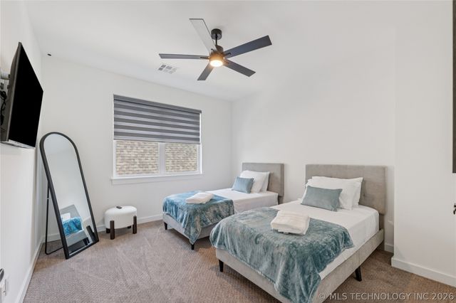 5813 E 126th Place S, Bixby, OK 74008