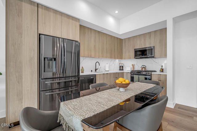 178 S Euclid Avenue 412, Pasadena, CA 91104