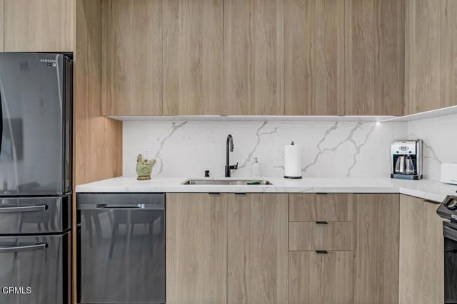 178 S Euclid Avenue 412, Pasadena, CA 91104