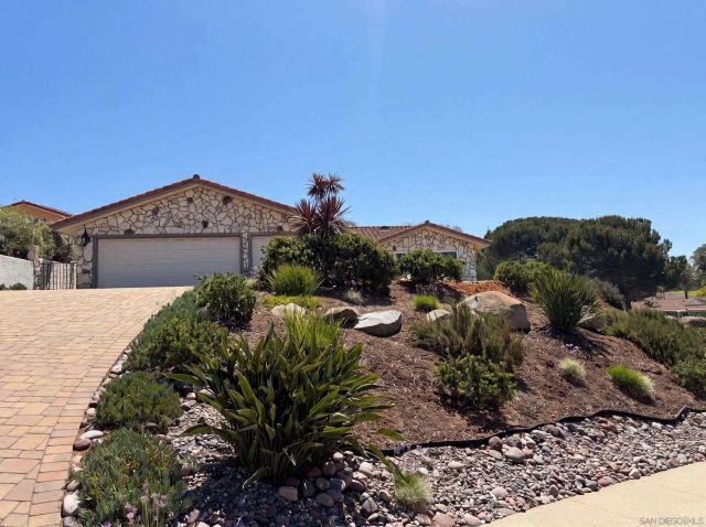 17883 Sintonte, San Diego, CA 92128