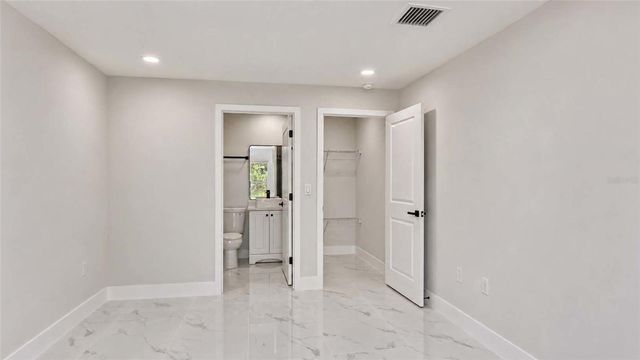 1120 RAVENSWOOD STREET E, Lehigh Acres, FL 33974