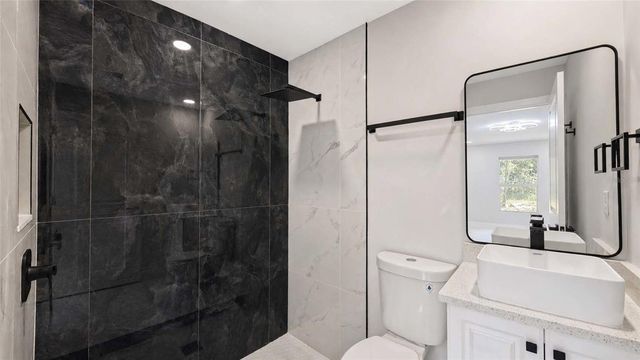 1120 RAVENSWOOD STREET E, Lehigh Acres, FL 33974