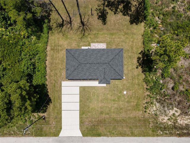 1120 RAVENSWOOD STREET E, Lehigh Acres, FL 33974