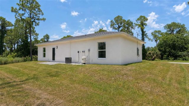 1120 RAVENSWOOD STREET E, Lehigh Acres, FL 33974