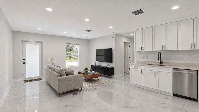 1120 RAVENSWOOD STREET E, Lehigh Acres, FL 33974
