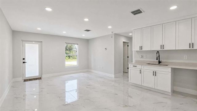 1120 RAVENSWOOD STREET E, Lehigh Acres, FL 33974