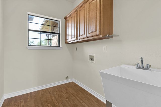 502 Ponderosa Road, Sherman, TX 75090