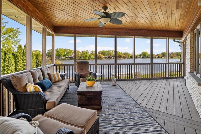 404 Sunset Court, Marshall, WI 53559