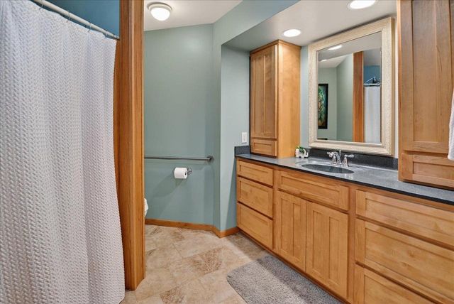 404 Sunset Court, Marshall, WI 53559