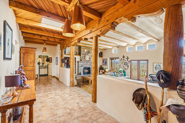 60 Bonanza Trail, Santa Fe, NM 87508