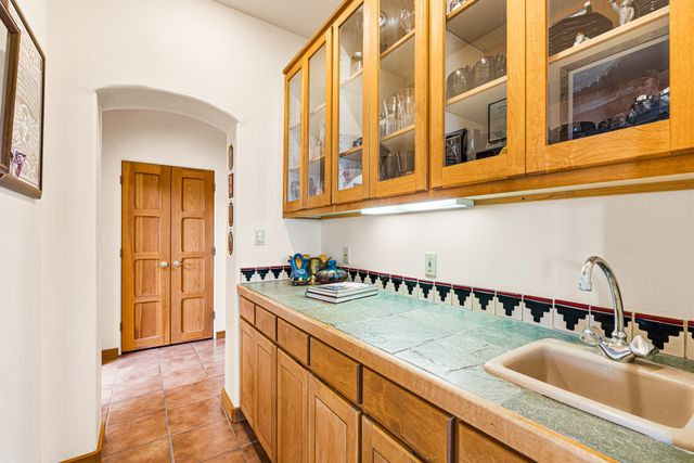 60 Bonanza Trail, Santa Fe, NM 87508