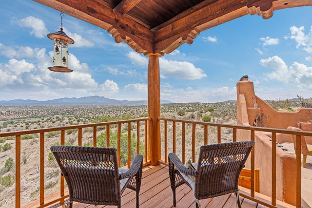 60 Bonanza Trail, Santa Fe, NM 87508