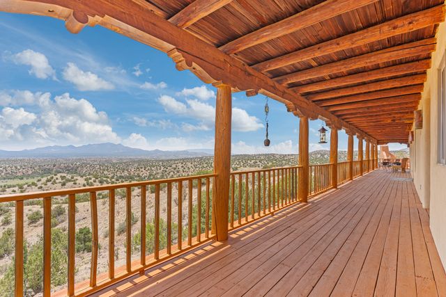 60 Bonanza Trail, Santa Fe, NM 87508