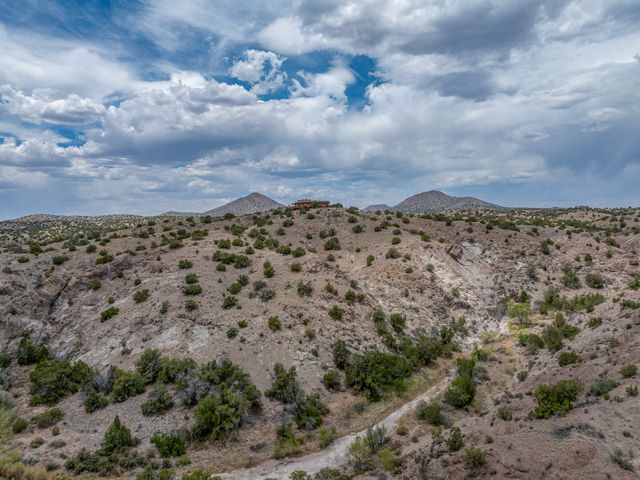 60 Bonanza Trail, Santa Fe, NM 87508
