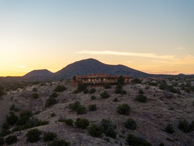 60 Bonanza Trail, Santa Fe, NM 87508