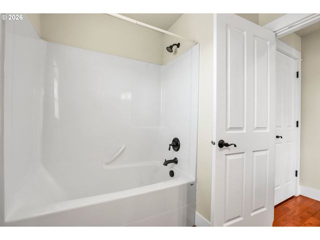 2624 Ne 55th Pl, Lincoln City, OR 97367
