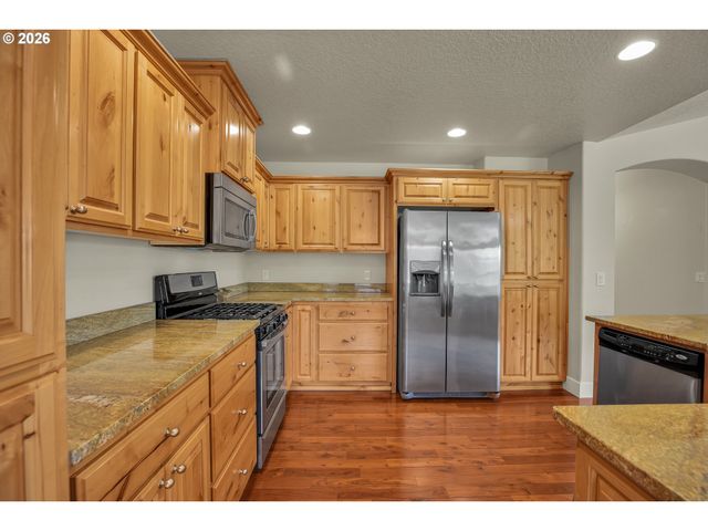 2624 Ne 55th Pl, Lincoln City, OR 97367