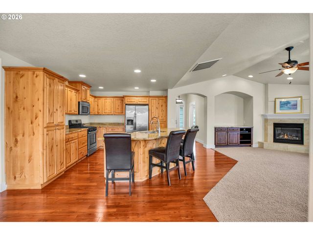 2624 Ne 55th Pl, Lincoln City, OR 97367