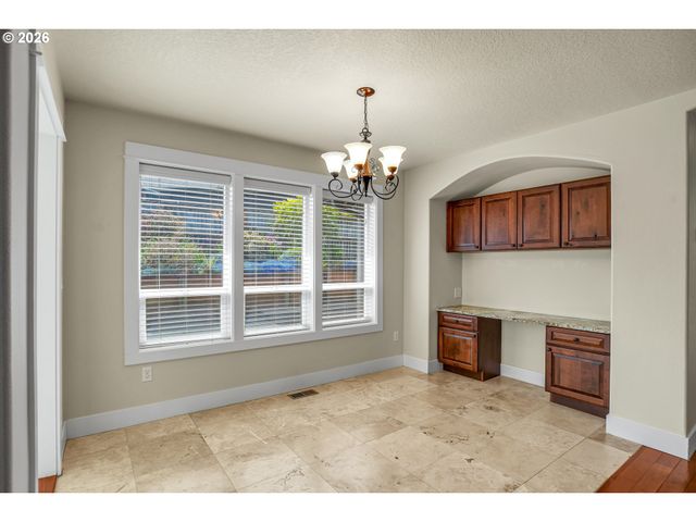 2624 Ne 55th Pl, Lincoln City, OR 97367