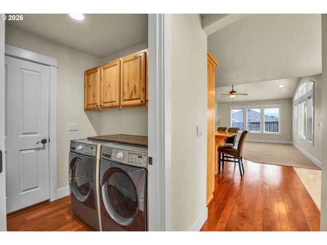 2624 Ne 55th Pl, Lincoln City, OR 97367