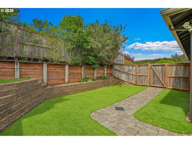 2624 Ne 55th Pl, Lincoln City, OR 97367