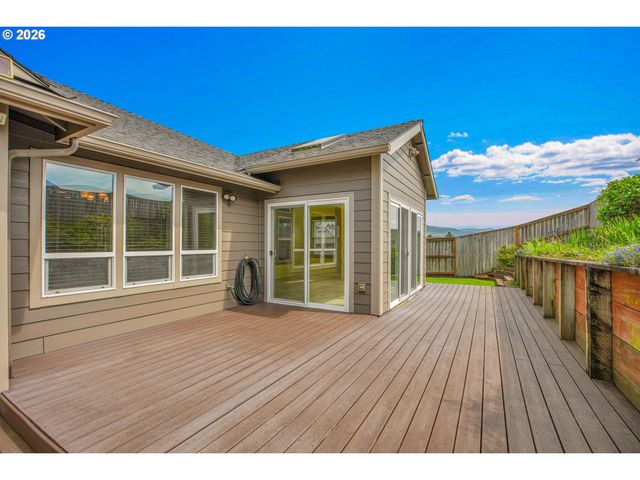 2624 Ne 55th Pl, Lincoln City, OR 97367