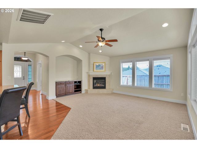 2624 Ne 55th Pl, Lincoln City, OR 97367