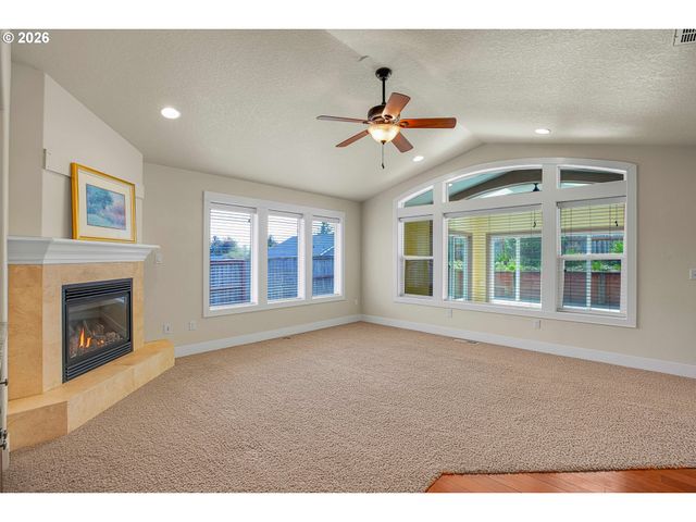 2624 Ne 55th Pl, Lincoln City, OR 97367