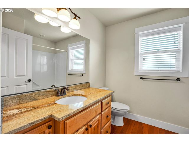 2624 Ne 55th Pl, Lincoln City, OR 97367