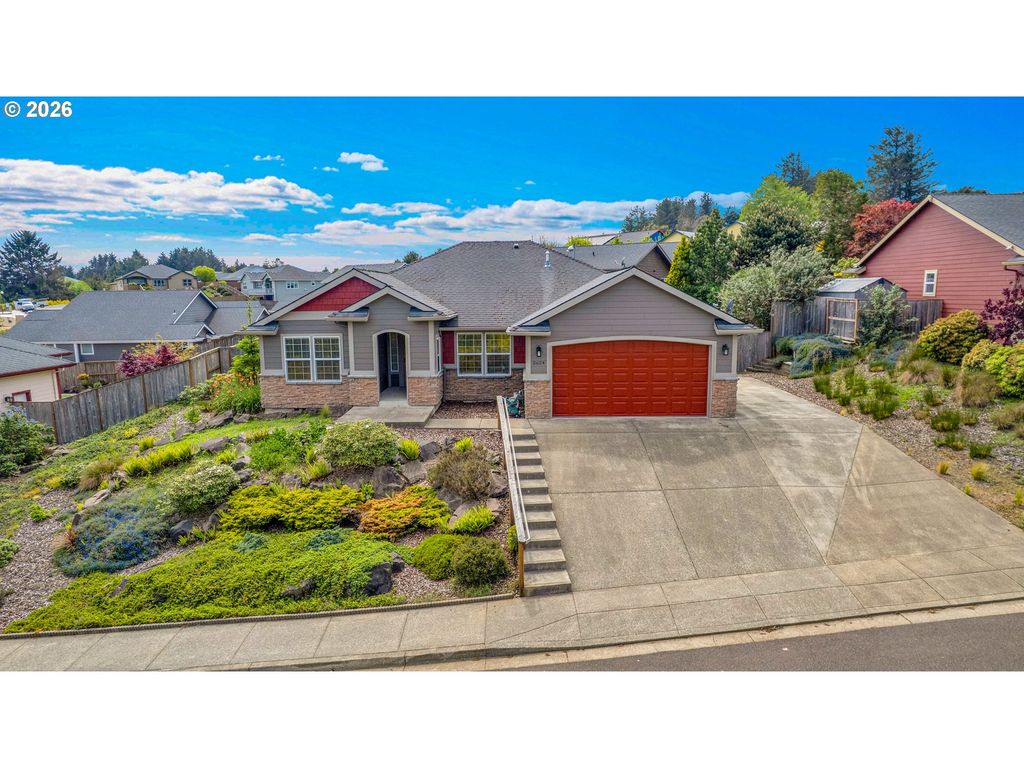 2624 Ne 55th Pl, Lincoln City, OR 97367