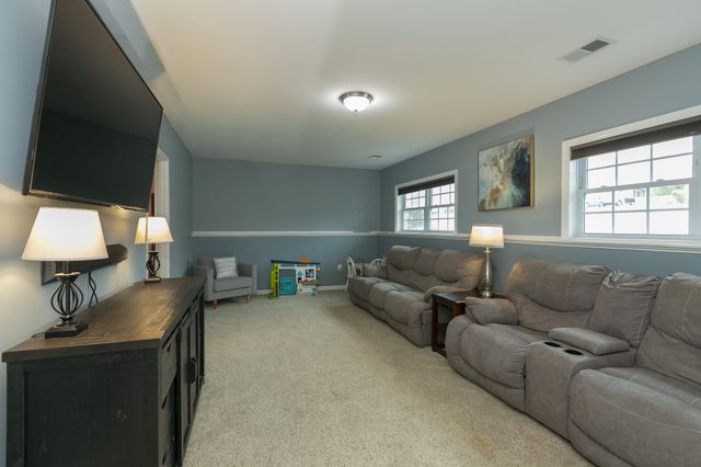 205 SANDPIPER, Shepherdstown, WV 25443