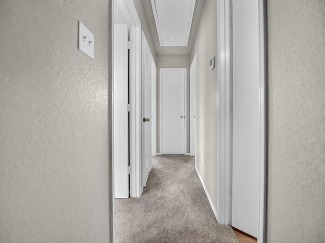 617 Oak View Court, Azle, TX 76020