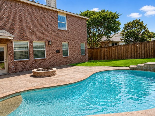 2317 Basswood Drive, Little Elm, TX 75068