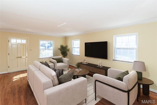 1031 Glenway Drive, St Louis, MO 63122