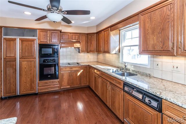 1031 Glenway Drive, St Louis, MO 63122