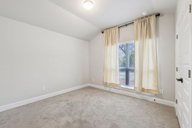 21709 Osage LN, Lago Vista, TX 78645