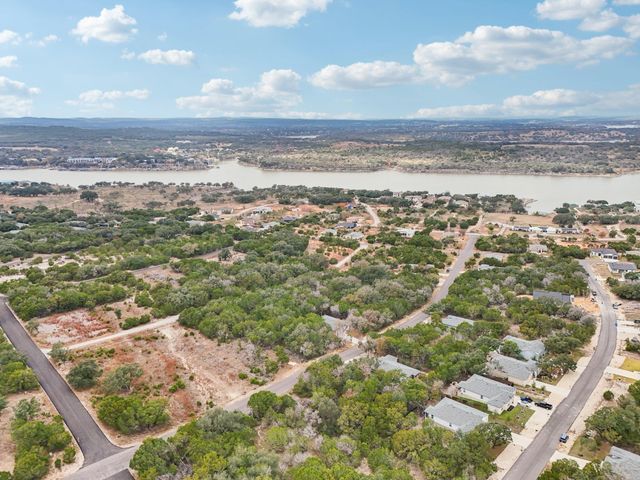 21709 Osage LN, Lago Vista, TX 78645