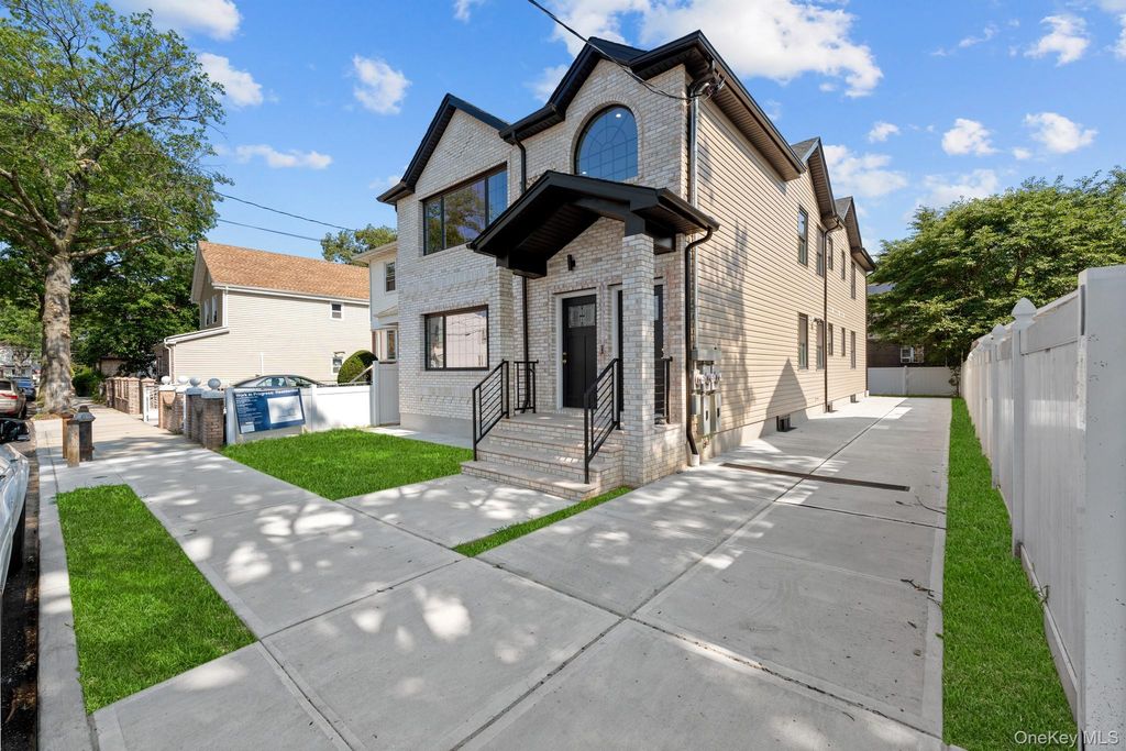 174-28 128th Avenue, Rochdale, NY 11434