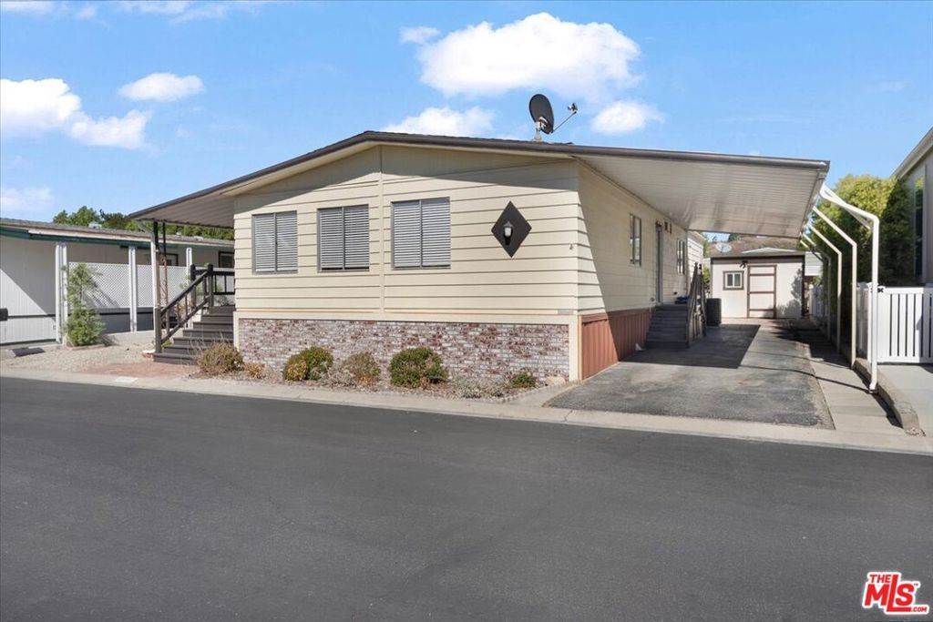 21317 Blue Curl Way 230, Canyon Country, CA 91351 — photo 2